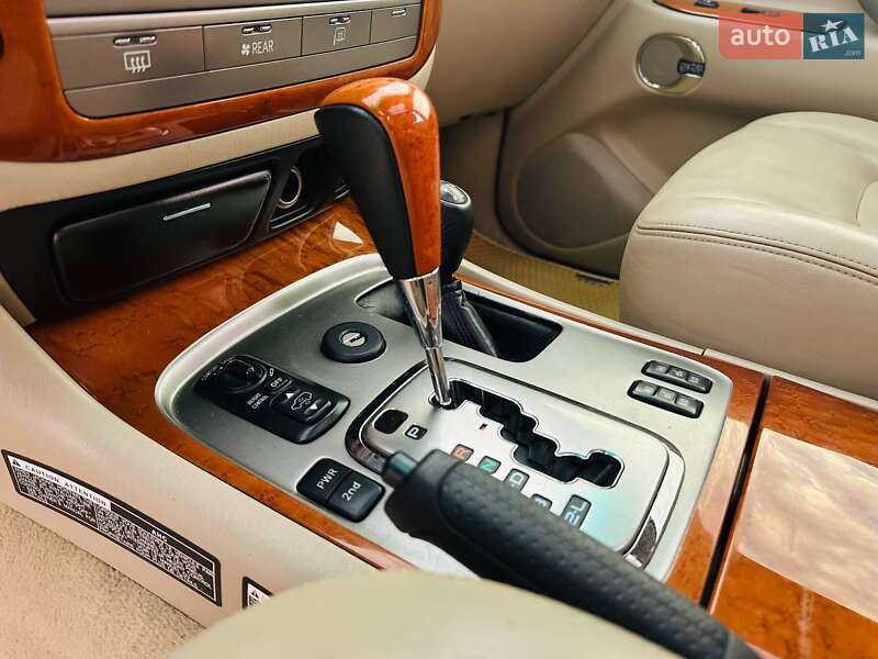 Внедорожник / Кроссовер Lexus LX 2007 в Днепре