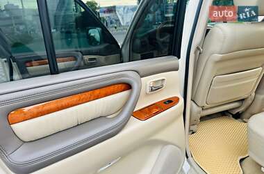 Внедорожник / Кроссовер Lexus LX 2007 в 