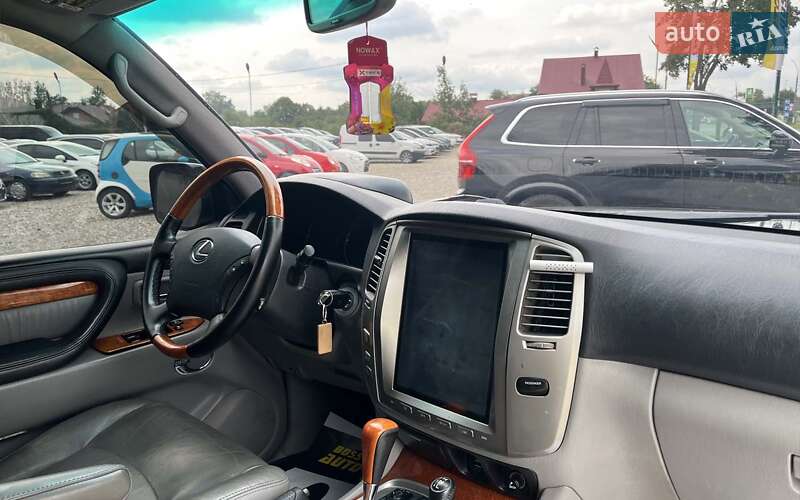 Внедорожник / Кроссовер Lexus LX 2005 в Коломые