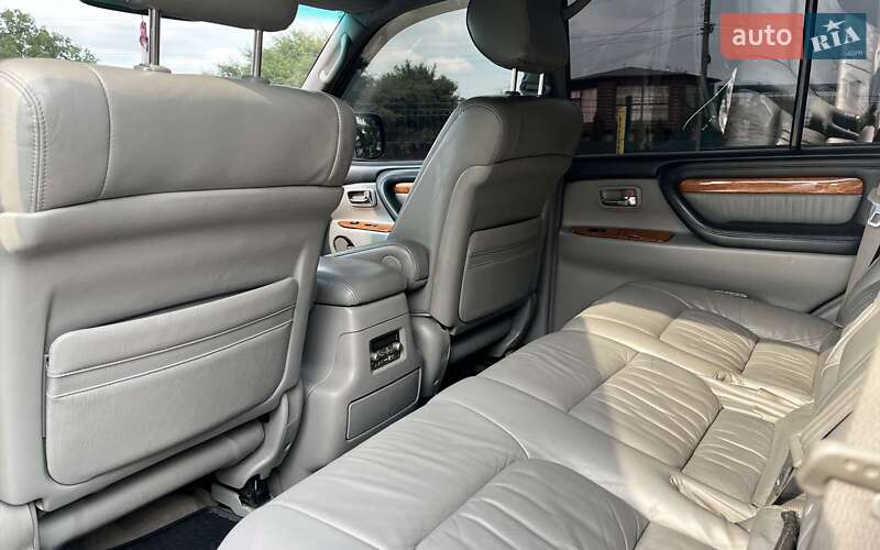 Внедорожник / Кроссовер Lexus LX 2005 в Коломые