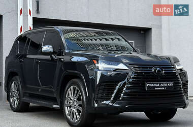 Внедорожник / Кроссовер Lexus LX 2022 в 