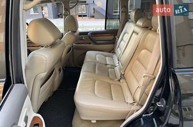 Внедорожник / Кроссовер Lexus LX 2005 в 