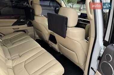 Внедорожник / Кроссовер Lexus LX 2017 в 