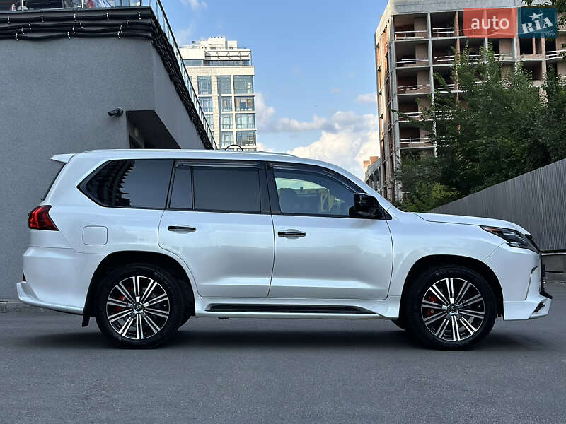 Внедорожник / Кроссовер Lexus LX 2019 в Киеве