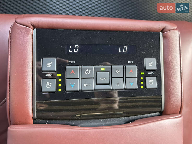 Внедорожник / Кроссовер Lexus LX 2019 в Киеве