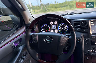 Внедорожник / Кроссовер Lexus LX 2008 в 