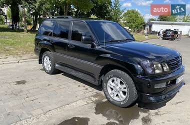 Внедорожник / Кроссовер Lexus LX 2004 в 