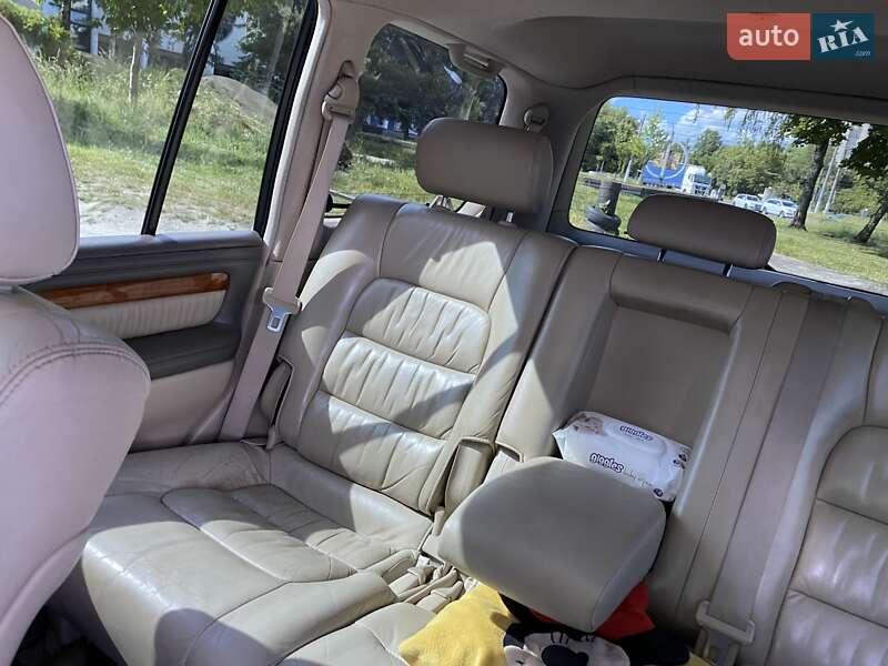 Позашляховик / Кросовер Lexus LX 2004 в Львові