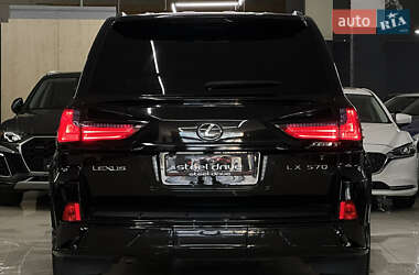 Позашляховик / Кросовер Lexus LX 2010 в 