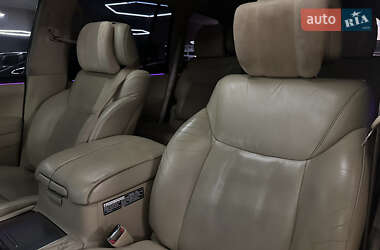 Позашляховик / Кросовер Lexus LX 2010 в 