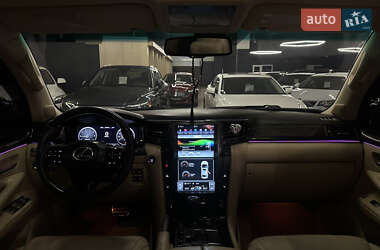 Позашляховик / Кросовер Lexus LX 2010 в 