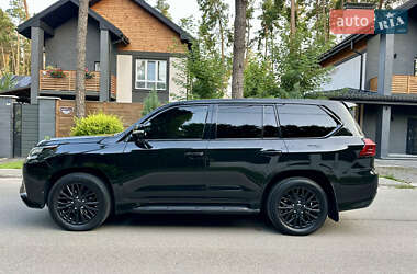 Внедорожник / Кроссовер Lexus LX 2017 в 