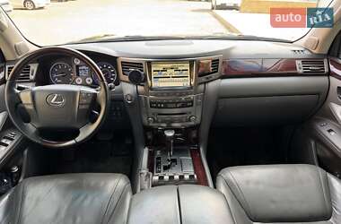 Внедорожник / Кроссовер Lexus LX 2010 в 