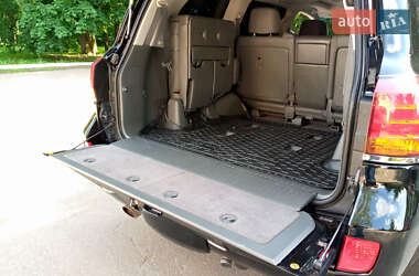 Внедорожник / Кроссовер Lexus LX 2008 в 