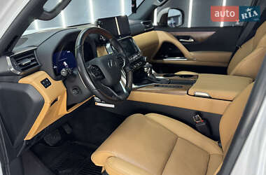 Внедорожник / Кроссовер Lexus LX 2022 в 