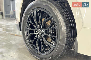 Внедорожник / Кроссовер Lexus LX 2022 в 