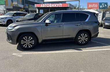 Внедорожник / Кроссовер Lexus LX 2022 в 