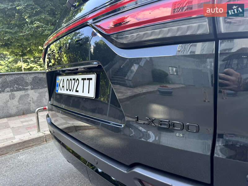 Позашляховик / Кросовер Lexus LX 2024 в Києві