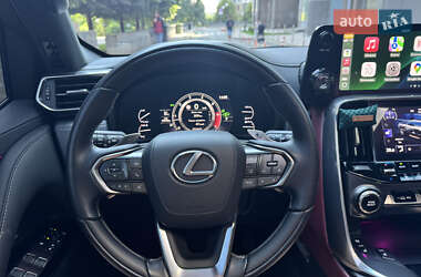 Внедорожник / Кроссовер Lexus LX 2024 в 