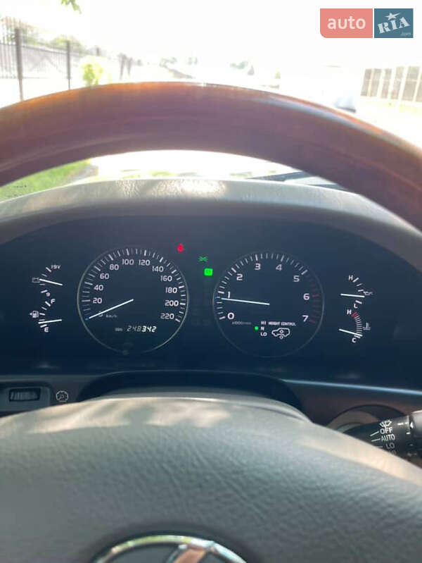 Внедорожник / Кроссовер Lexus LX 2006 в Киеве
