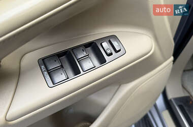 Внедорожник / Кроссовер Lexus LX 2010 в 