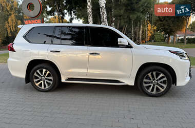 Внедорожник / Кроссовер Lexus LX 2015 в 