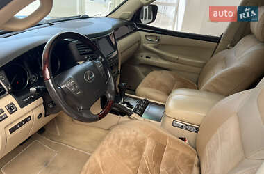 Внедорожник / Кроссовер Lexus LX 2010 в 