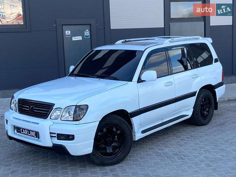 Внедорожник / Кроссовер Lexus LX 2000 в Калуше