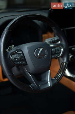 Внедорожник / Кроссовер Lexus LX 2023 в 