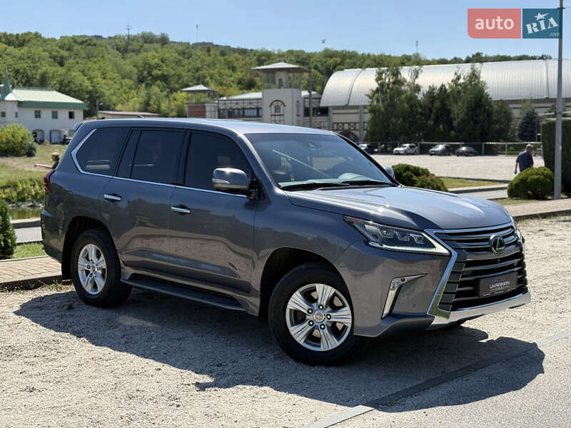 Внедорожник / Кроссовер Lexus LX 2016 в Днепре