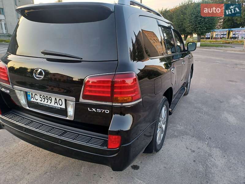 Внедорожник / Кроссовер Lexus LX 2011 в Старой Выжевке