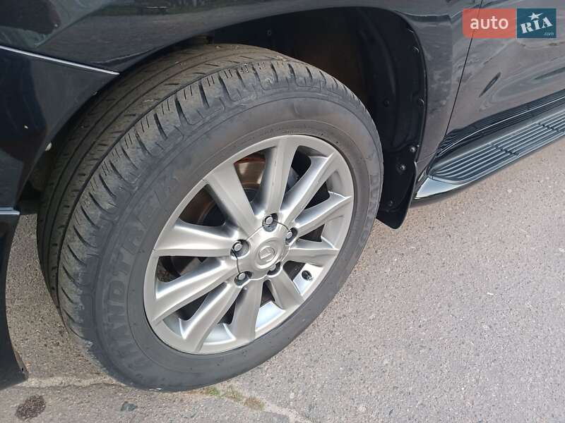 Внедорожник / Кроссовер Lexus LX 2011 в Старой Выжевке