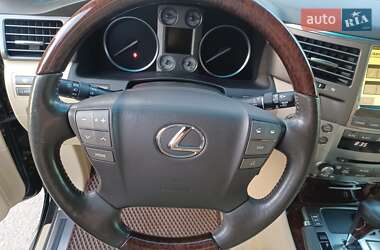 Внедорожник / Кроссовер Lexus LX 2011 в 
