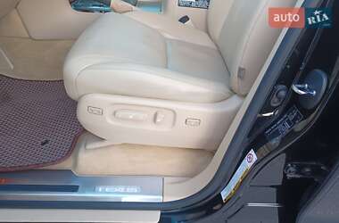 Внедорожник / Кроссовер Lexus LX 2011 в 