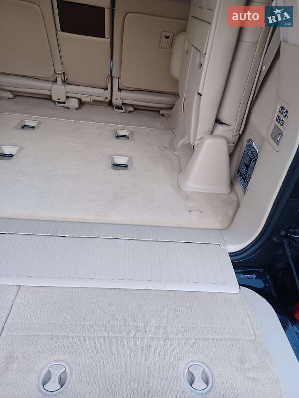 Внедорожник / Кроссовер Lexus LX 2011 в Старой Выжевке