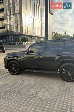 Позашляховик / Кросовер Lexus LX 2024 в 