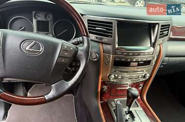 Внедорожник / Кроссовер Lexus LX 2011 в 