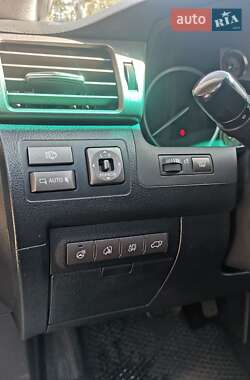 Внедорожник / Кроссовер Lexus LX 2010 в 