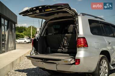Внедорожник / Кроссовер Lexus LX 2008 в 