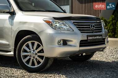 Внедорожник / Кроссовер Lexus LX 2008 в 