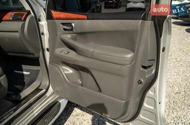 Внедорожник / Кроссовер Lexus LX 2008 в 