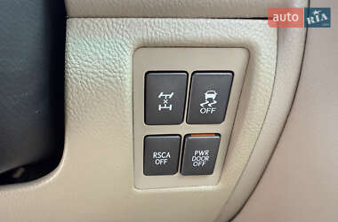 Внедорожник / Кроссовер Lexus LX 2008 в 