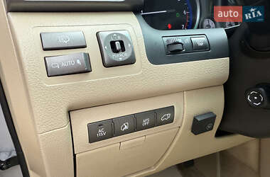 Внедорожник / Кроссовер Lexus LX 2008 в 