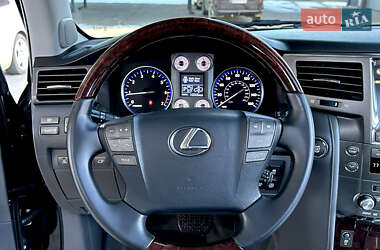 Позашляховик / Кросовер Lexus LX 2009 в 