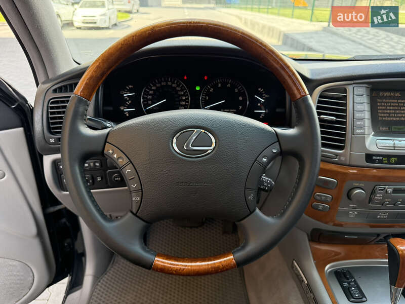 Внедорожник / Кроссовер Lexus LX 2006 в Хмельницком
