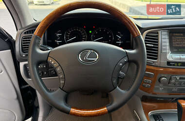 Позашляховик / Кросовер Lexus LX 2006 в 