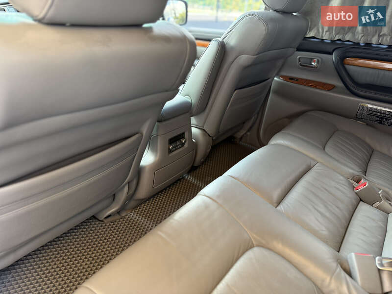 Внедорожник / Кроссовер Lexus LX 2006 в Хмельницком