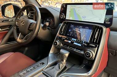 Внедорожник / Кроссовер Lexus LX 2022 в 