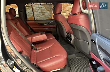Внедорожник / Кроссовер Lexus LX 2022 в 