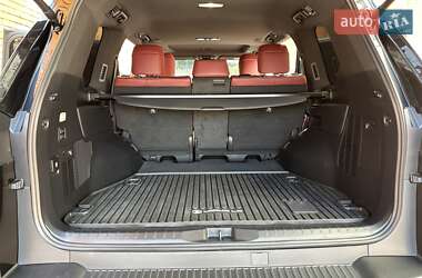 Внедорожник / Кроссовер Lexus LX 2022 в 